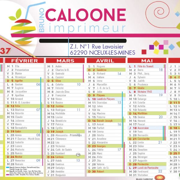 Gros plan sur un calendrier cartonner de l’imprimerie Caloone
